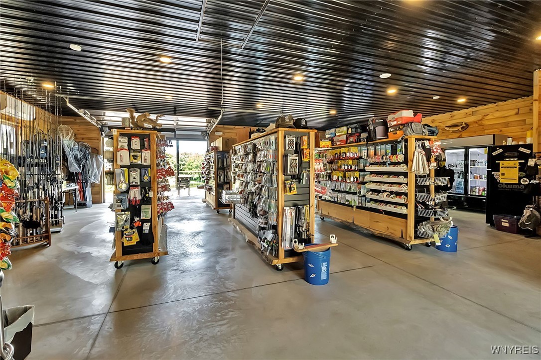 Carlton, New York 14571, United States, ,Commercial,Active,179201