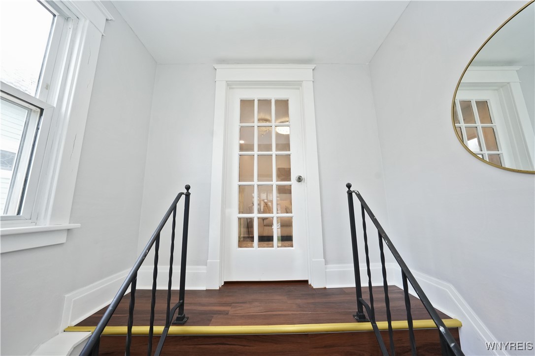 8 Loxley Road, Cheektowaga, New York image 3