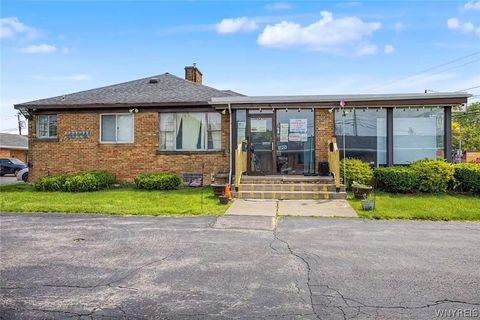 Photo of 9470 Niagara Falls Boulevard, Niagara Falls, NY 14304 (MLS # B1684724)