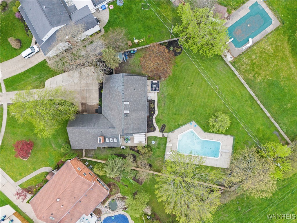 120 Carriage Circle