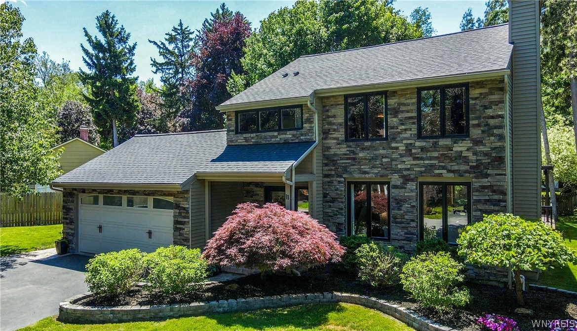 11 Dappled Drive