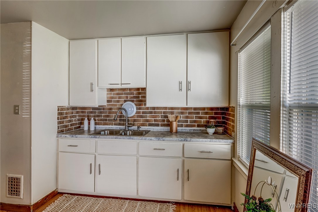 38 Rounds Ave Avenue, Buffalo, New York image 13