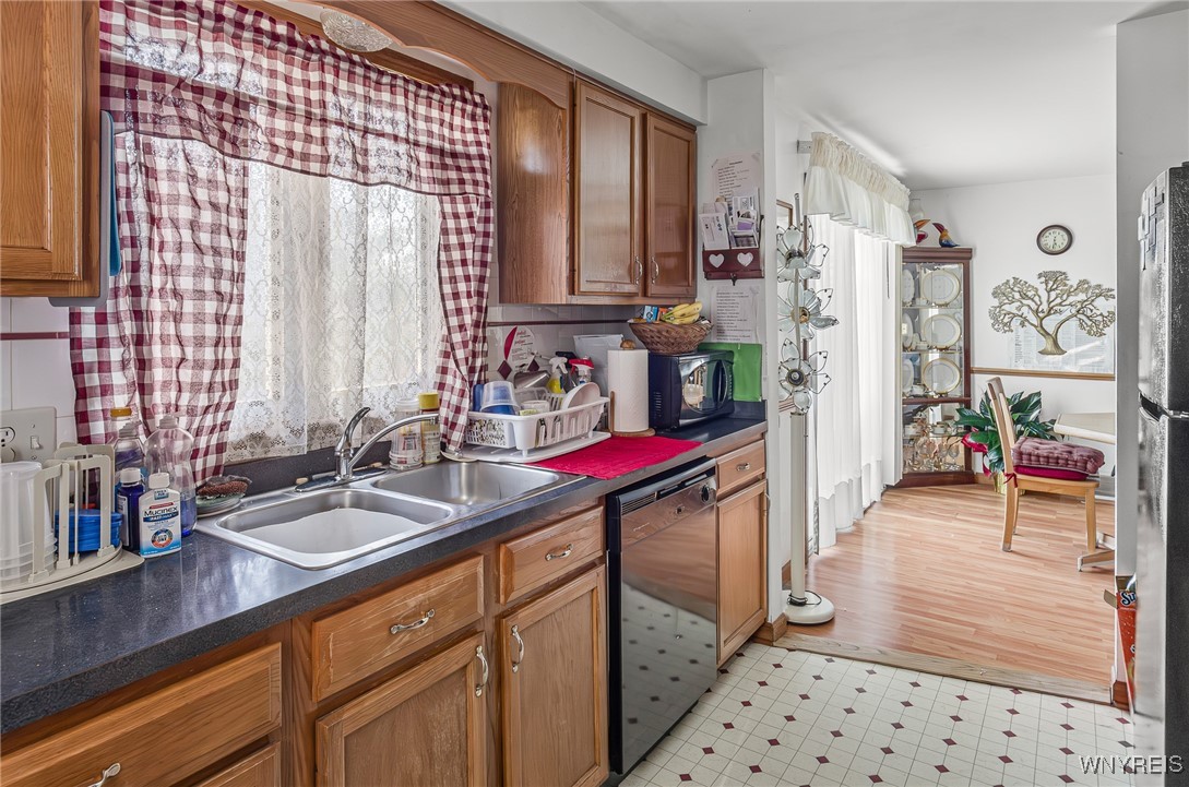 234 Bakos Boulevard, Buffalo, New York image 16