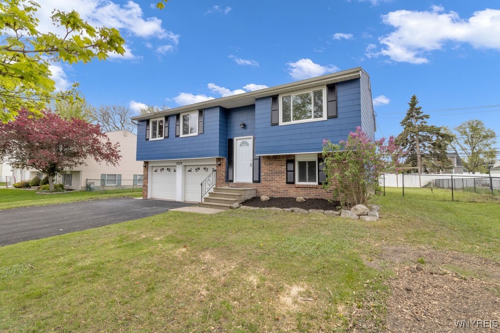 541 Wurlitzer Drive, North Tonawanda, New York image 2