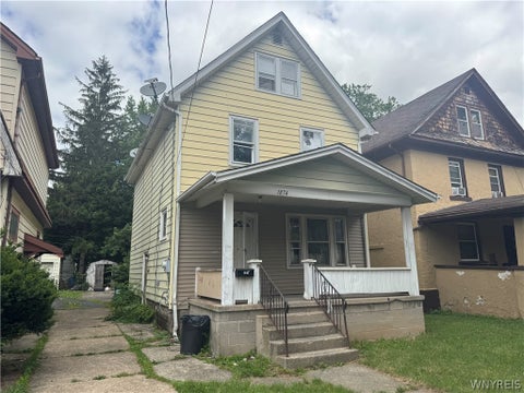 Homes For Sale - 1874 South Avenue<br/> Niagara County, Niagara Falls, NY 14305