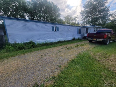 Mobile Home For Sale - 2439 State Route 11<br/> Barker, NY 13862