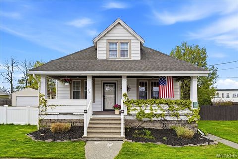 Photo of 50 Bostwick Place, Cheektowaga, NY 14043 (MLS # B1681964)