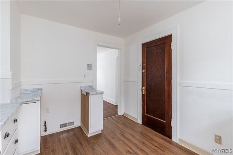 Tiny photo for 189 Hamilton Drive #2, Amherst, NY 14226 (MLS # B1655438)