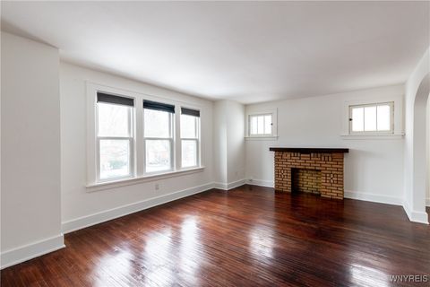 Tiny photo for 189 Hamilton Drive #2, Amherst, NY 14226 (MLS # B1655438)