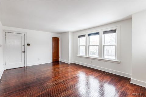 Tiny photo for 189 Hamilton Drive #2, Amherst, NY 14226 (MLS # B1655438)