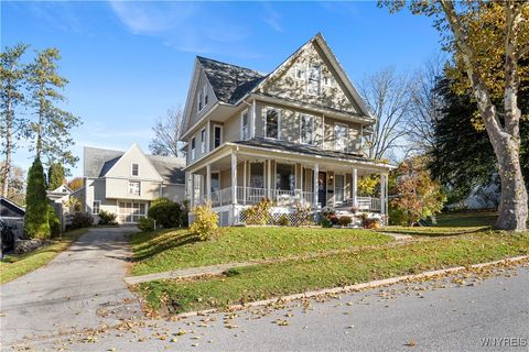 Homes For Sale - 37 State Street<br/> Warsaw, NY 14569