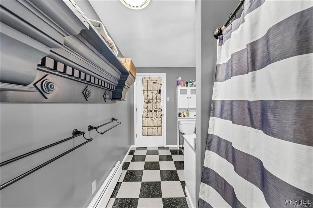 Somerset, New York 14012, United States, 6 Bedrooms Bedrooms, ,3 BathroomsBathrooms,Residential,Active,6235