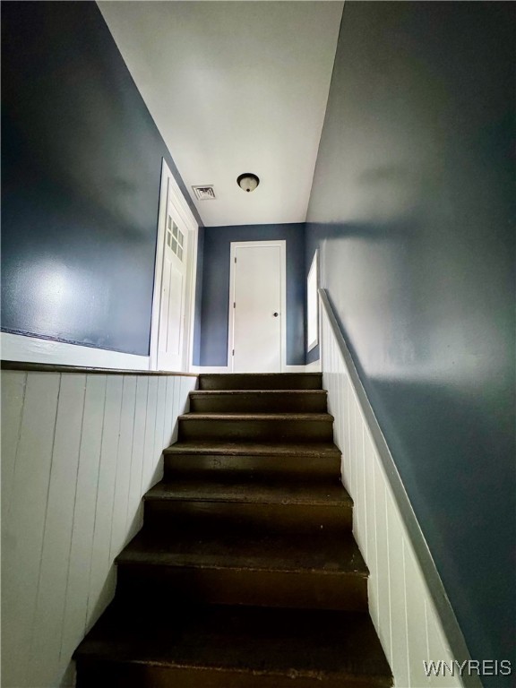 Somerset, New York 14012, United States, 6 Bedrooms Bedrooms, ,3 BathroomsBathrooms,Residential,Active,6235