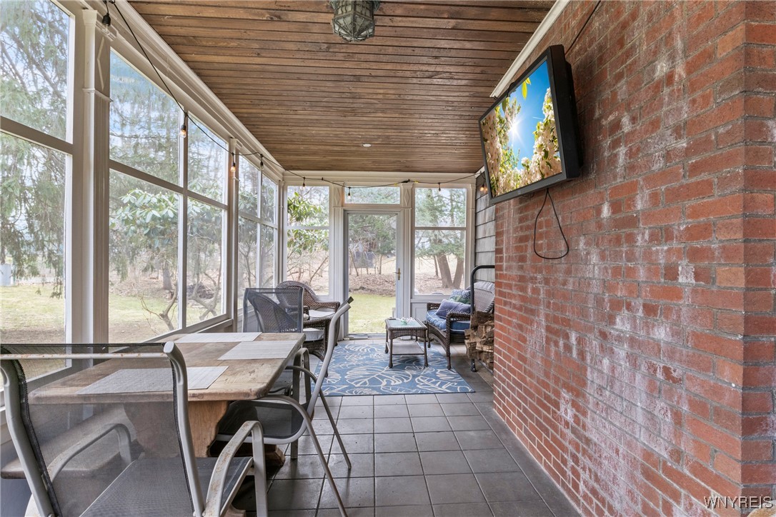 208 Porterville Road, Aurora, New York image 8