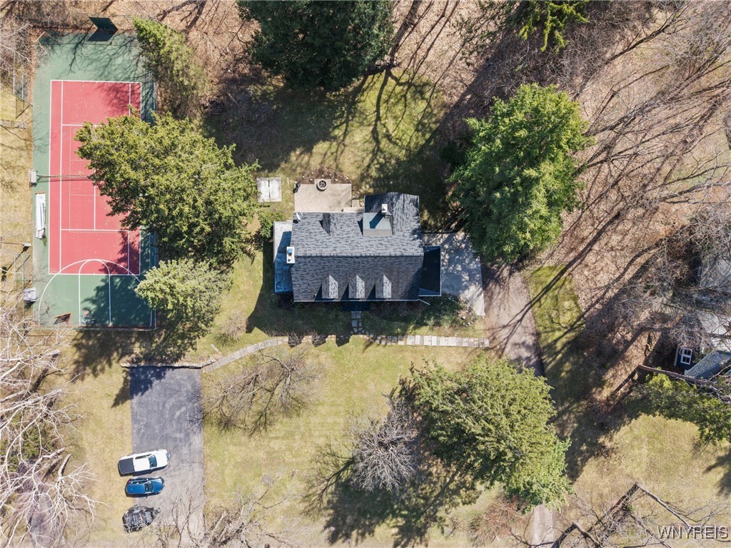 208 Porterville Road, Aurora, New York image 2