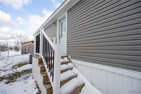 Tiny photo for 840 Nicole Lane, Evans, NY 14006 (MLS # B1654713)