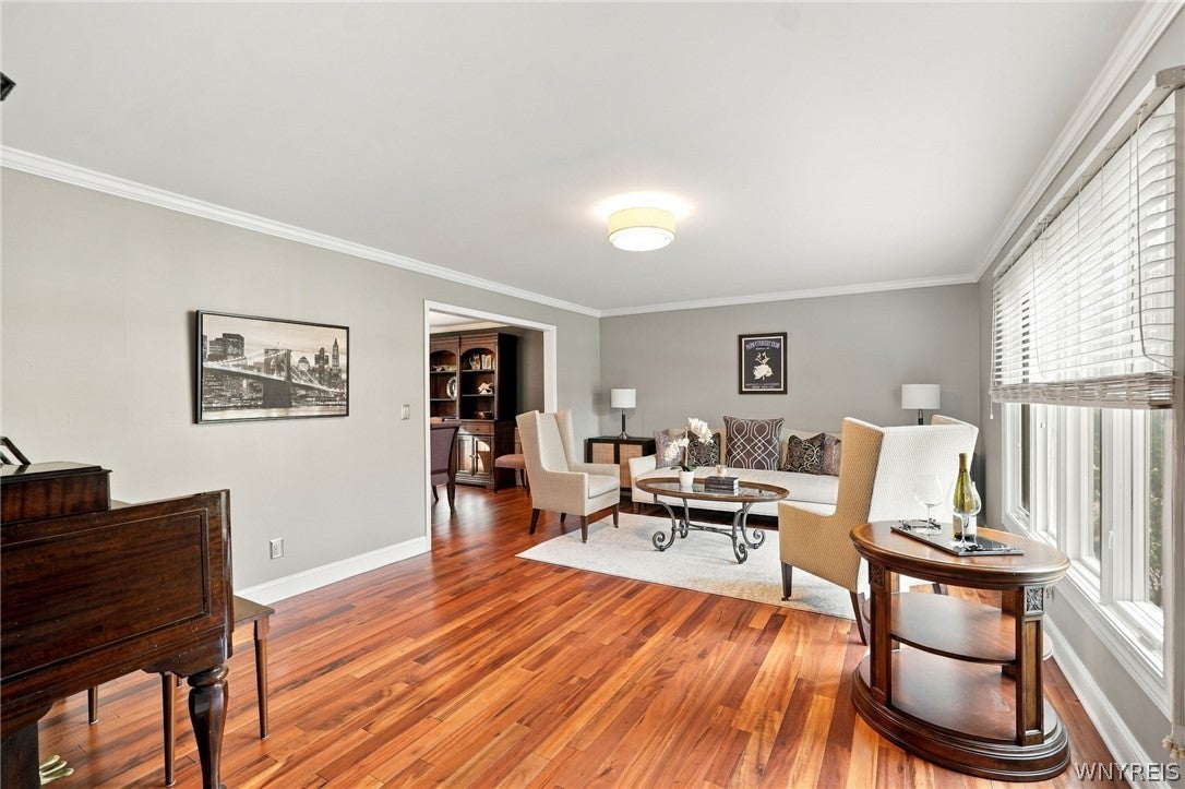 55 Roxbury Park