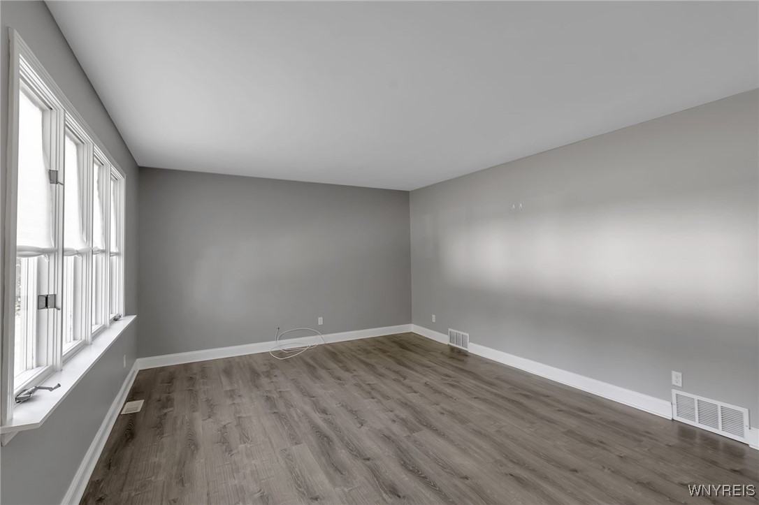 110 Freemont Avenue, Cheektowaga, New York image 11