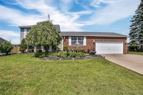 Photo for 6581 Royal Parkway N