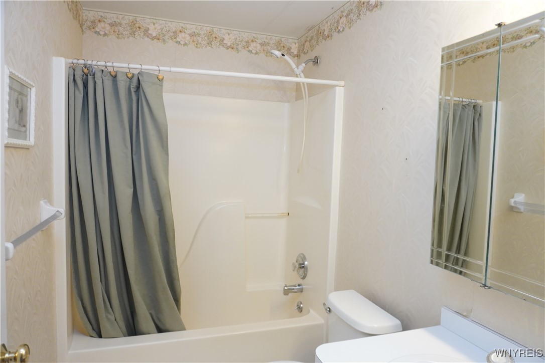 123 Olde Stone Lane, Lancaster, New York image 15