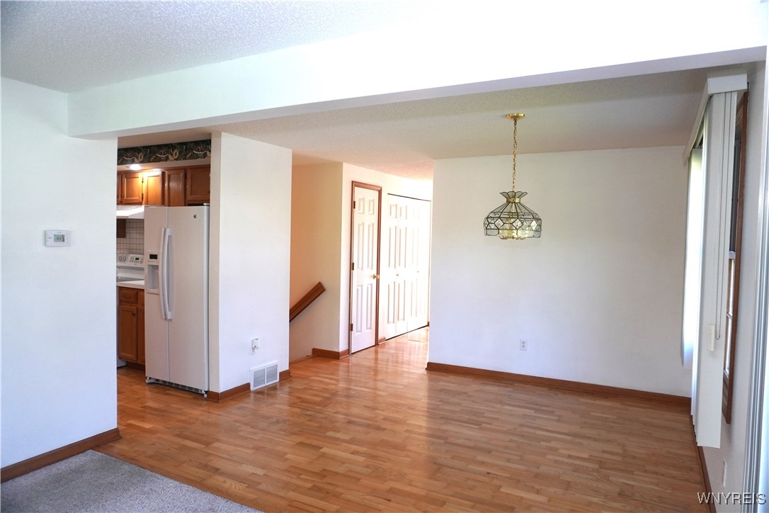 123 Olde Stone Lane, Lancaster, New York image 8