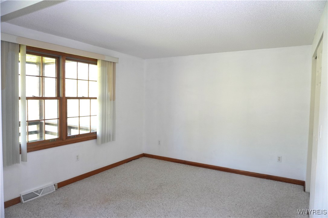 123 Olde Stone Lane, Lancaster, New York image 6