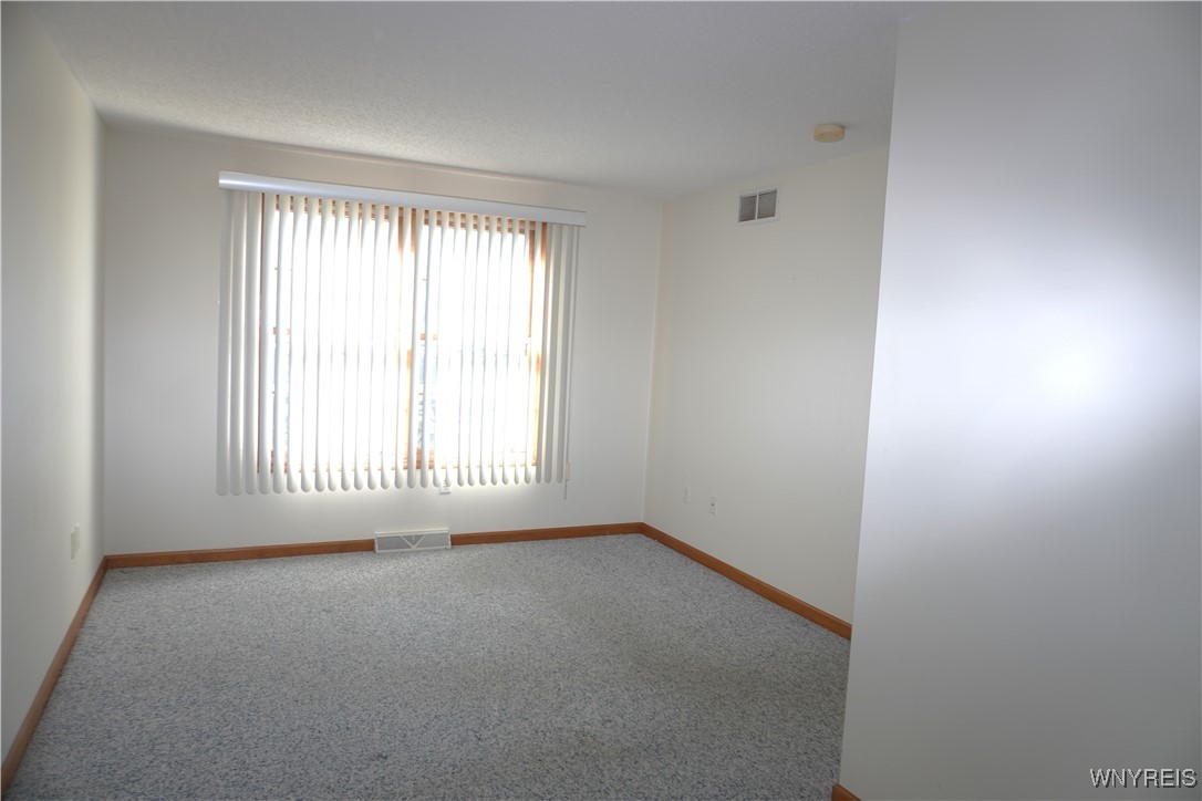 123 Olde Stone Lane, Lancaster, New York image 13