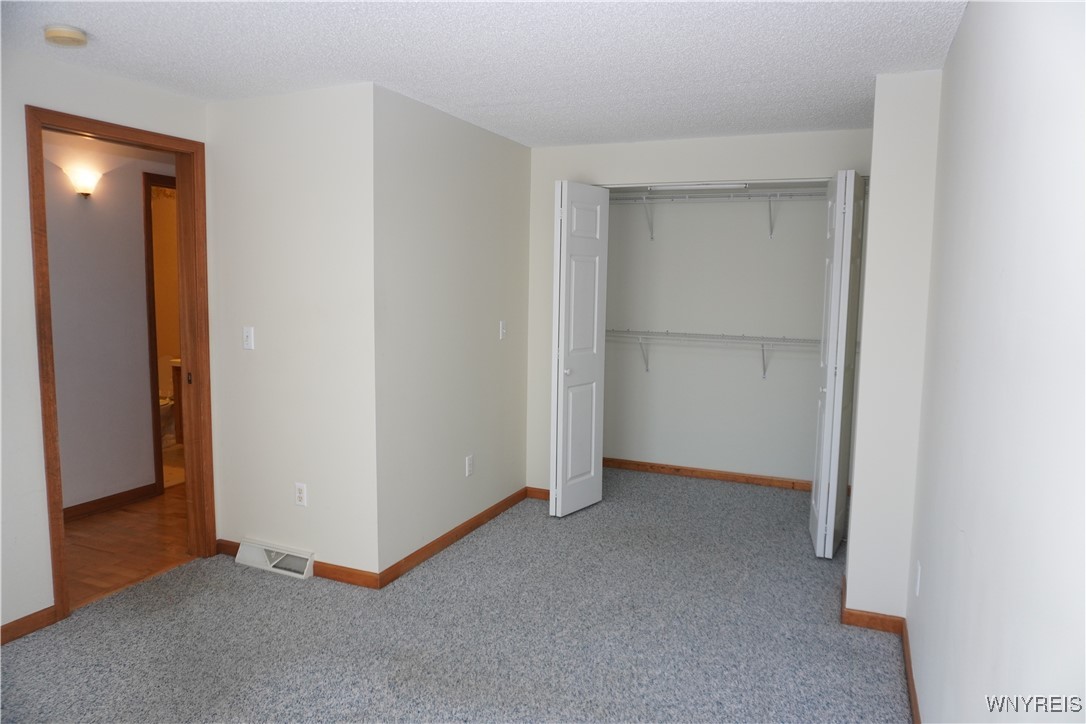 123 Olde Stone Lane, Lancaster, New York image 12