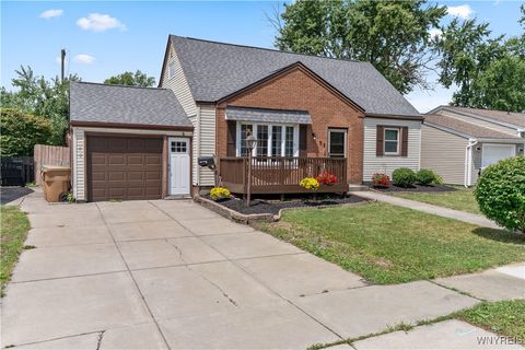 Homes For Sale - 52 Rachelle Drive<br/> Cheektowaga, NY 14227