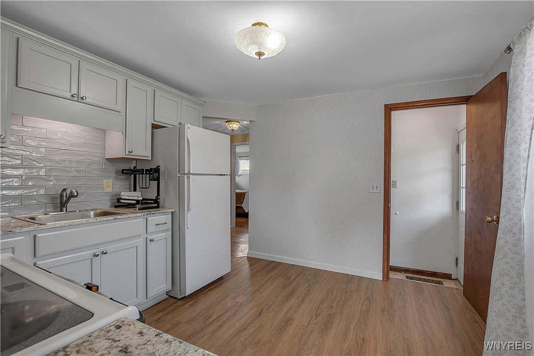 2512 Parker Boulevard, Tonawanda, New York image 12