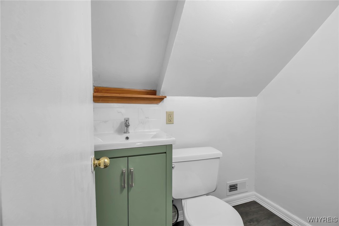 249 Crocker Street, Cheektowaga, New York image 32
