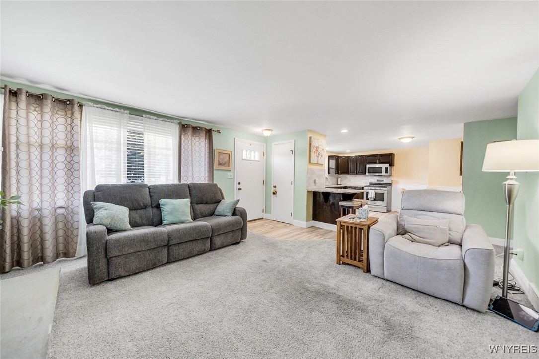 36 Knollwood Drive, Cheektowaga, New York image 7
