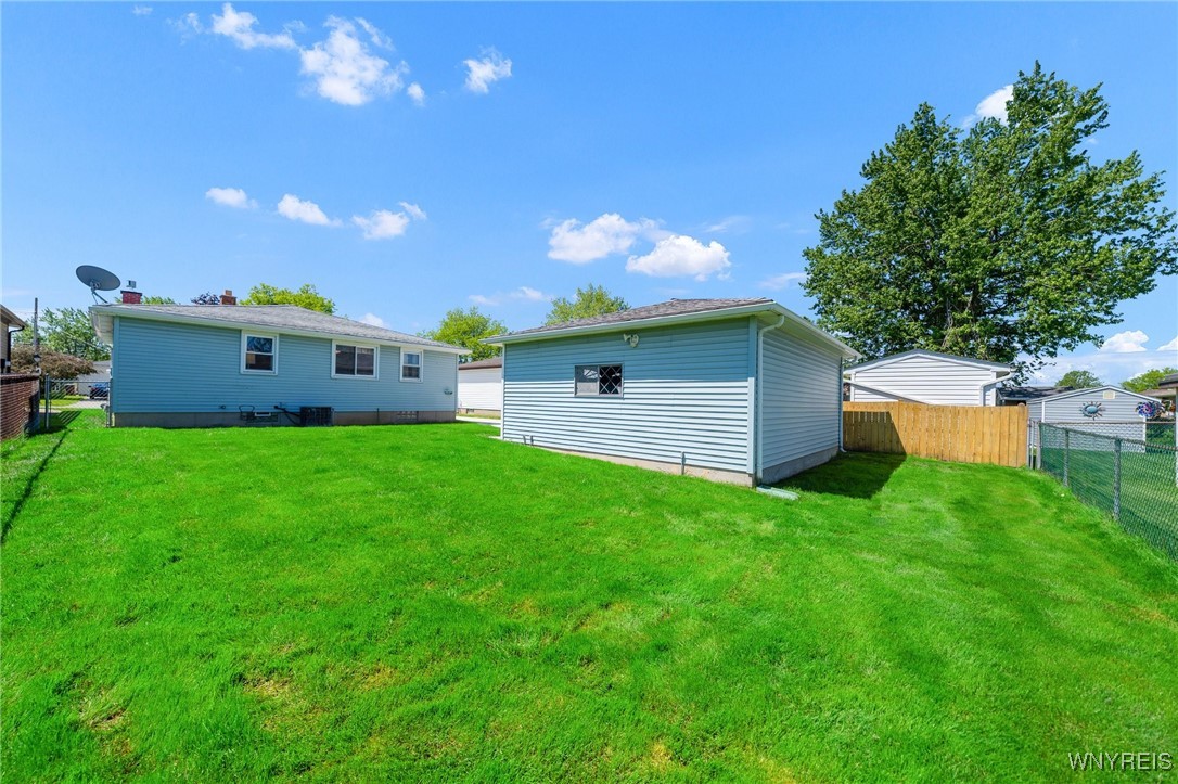 36 Knollwood Drive, Cheektowaga, New York image 3
