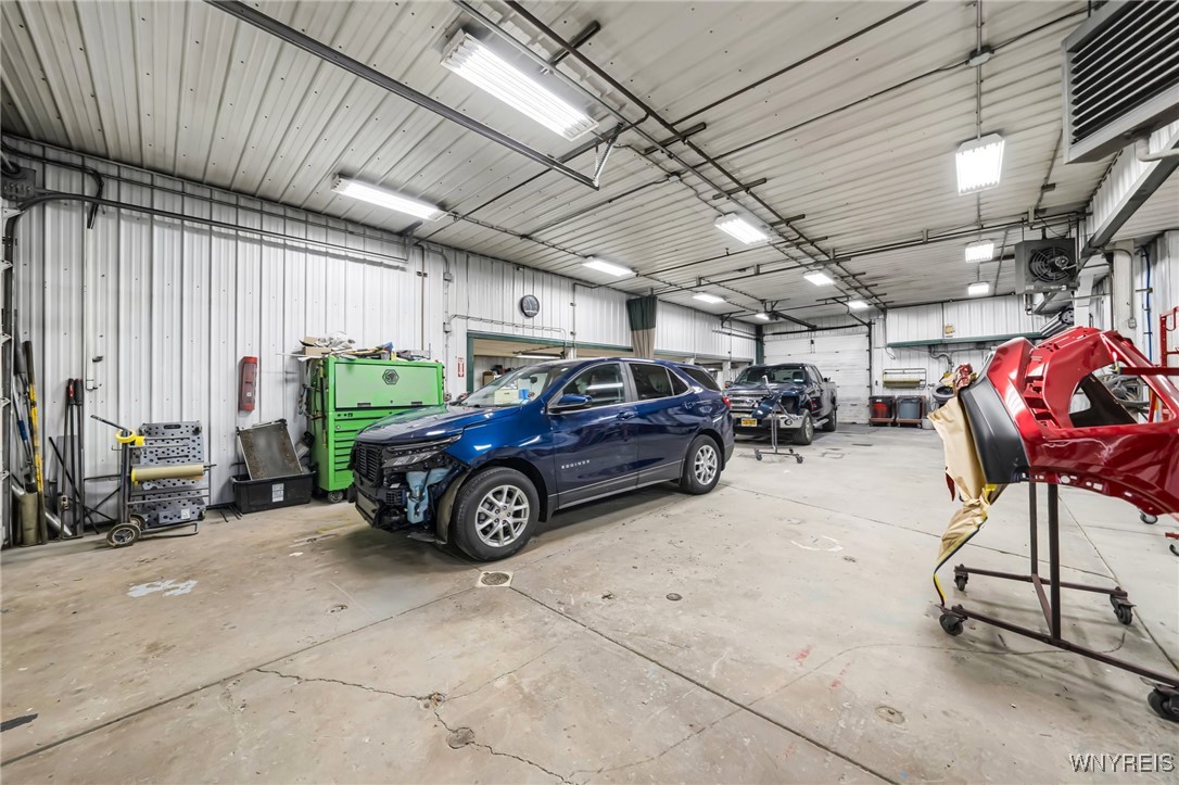 Ridgeway, New York 14103, United States, ,Commercial,Pending,40588