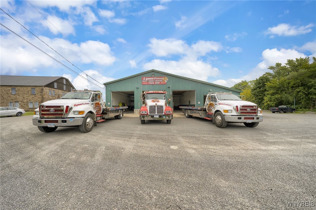 Ridgeway, New York 14103, United States, ,Commercial,Pending,40588