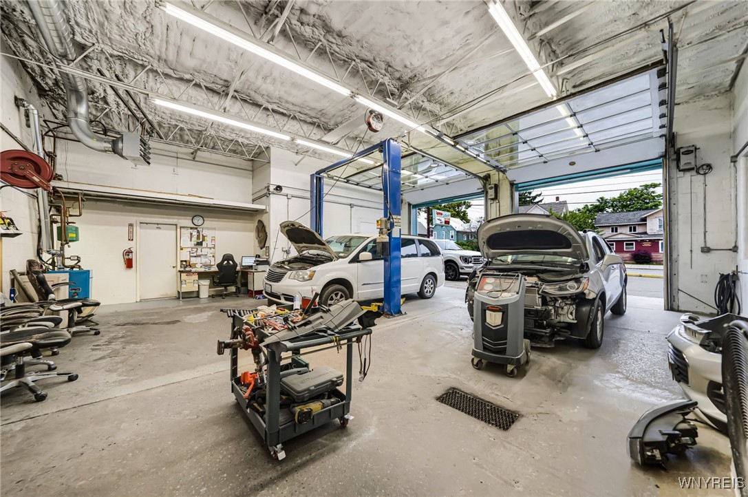 Ridgeway, New York 14103, United States, ,Commercial,Pending,40588