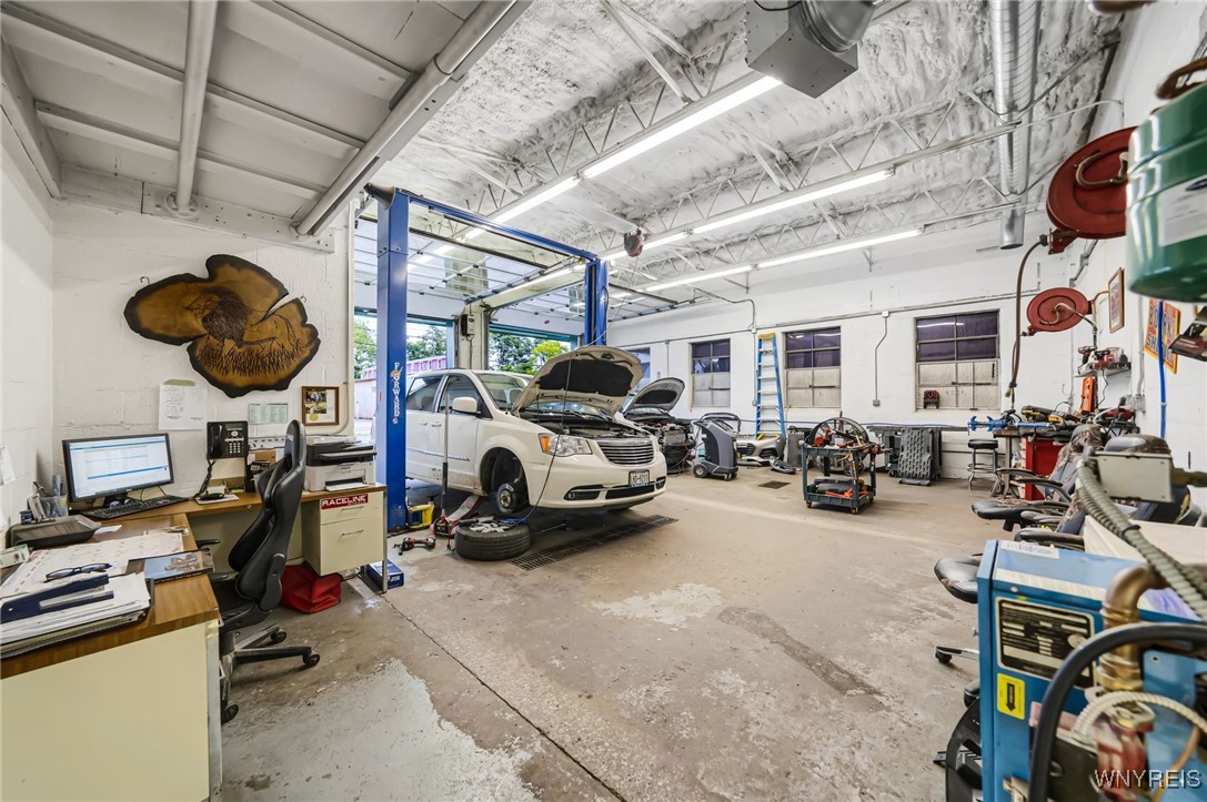 Ridgeway, New York 14103, United States, ,Commercial,Pending,40588