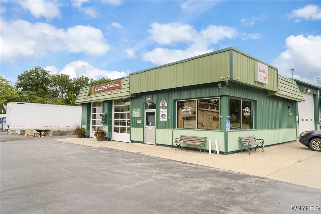 Ridgeway, New York 14103, United States, ,Commercial,Pending,40588