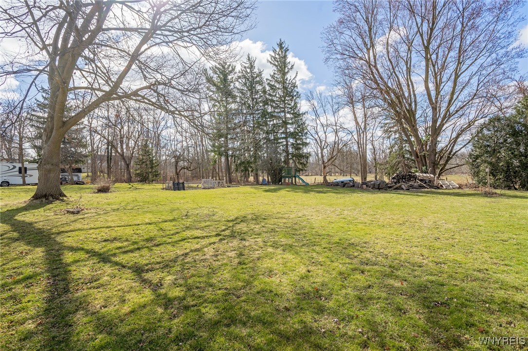 6144 Main Road, Stafford, New York image 21