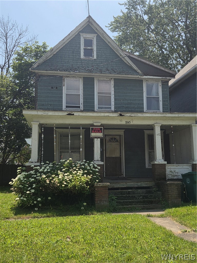 Photo 1 of 3 — 1845 Pierce Ave, Niagara Falls, NY 14301