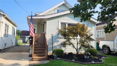 Homes For Sale - 548 Marilla Street<br/> Buffalo, NY 14220
