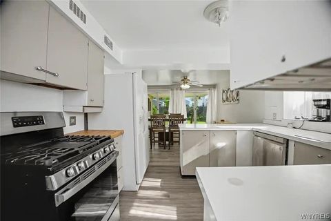 Tiny photo for 9326 Rivershore Drive, Niagara Falls, NY 14304 (MLS # B1693871)