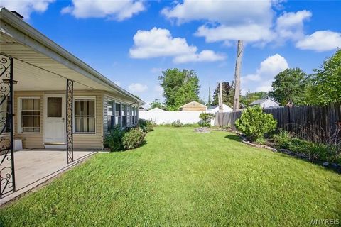 Tiny photo for 9326 Rivershore Drive, Niagara Falls, NY 14304 (MLS # B1693871)