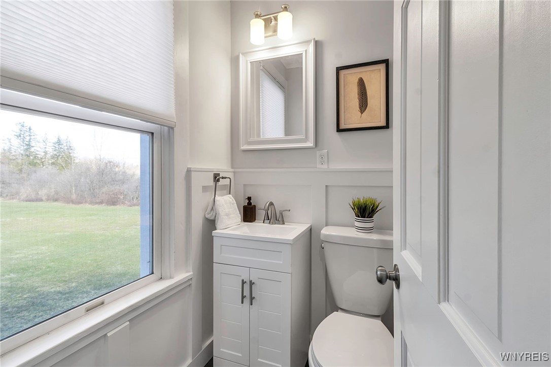 1000 N Davis Road, Elma, New York image 25