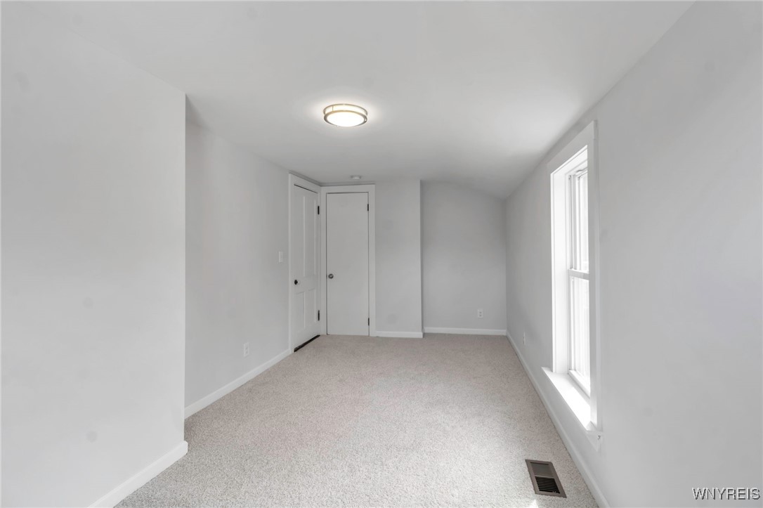 1000 N Davis Road, Elma, New York image 31