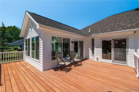 Tiny photo for 3548 Northcreek Run RUN, Wheatfield, NY 14120 (MLS # B1693566)