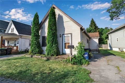 Homes For Sale - 210 Young Street<br/> Tonawanda, NY 14150