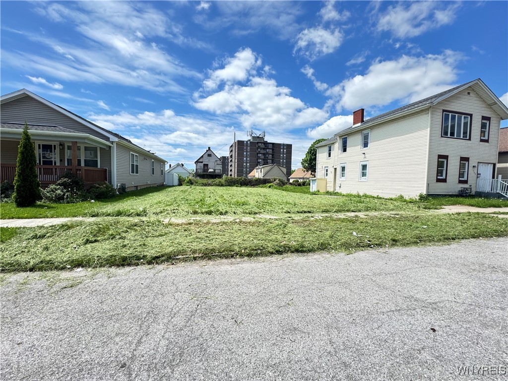 318 Trenton Avenue, Buffalo, New York image 3
