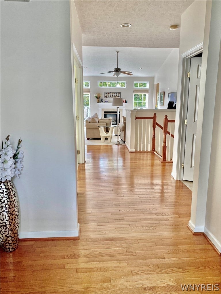 805 Surrey Hill