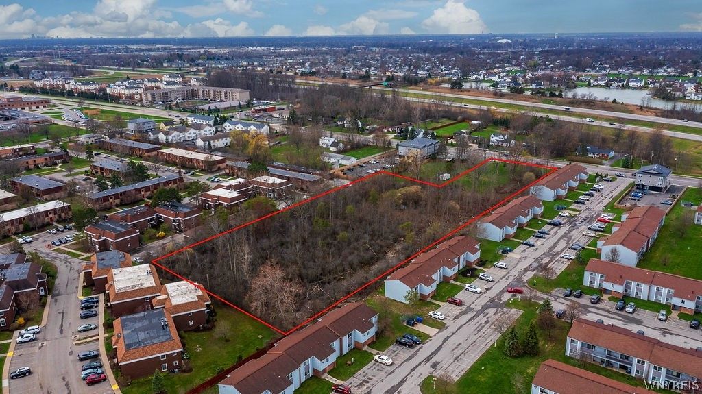 Photo of 2041 Sweet Home Road, Amherst, NY 14228 (MLS # B1673946)